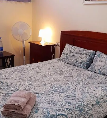 Konukevi The Summer Treat Shared Compartido 3*