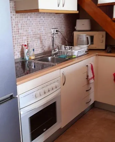 The Summer Treat Shared Compartido Pensionat 3*